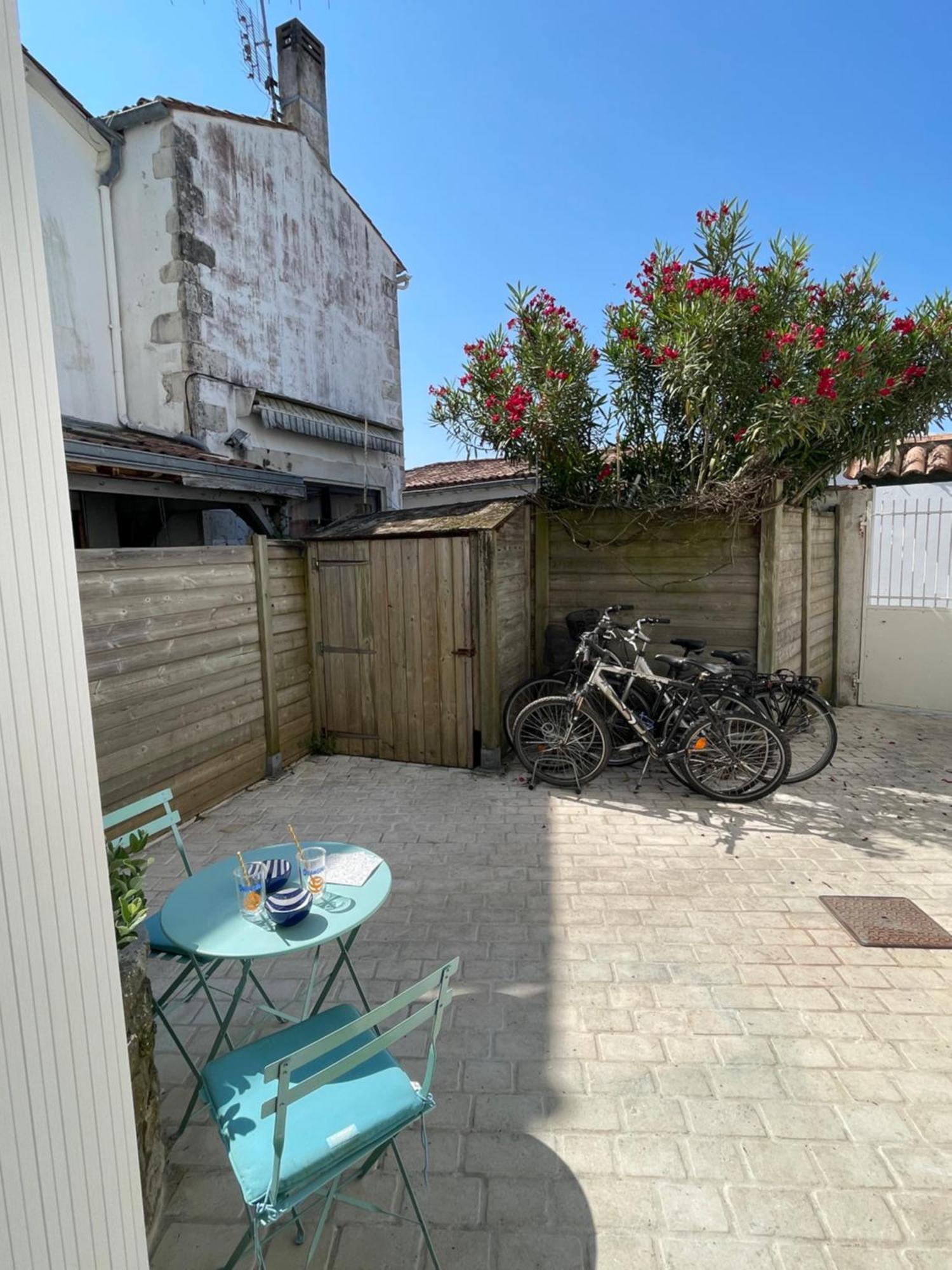 Le Nid Flottais Apartment La Flotte Ngoại thất bức ảnh